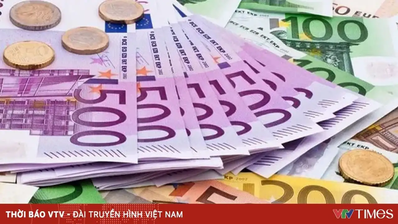 انخفاض اليورو لادنى مستوى في 7 أشهر بضغط من أسعار الطاقة والدولار